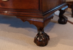 Chippendale Mahogany Reverse Serpentine Slant-Front Desk. Detail