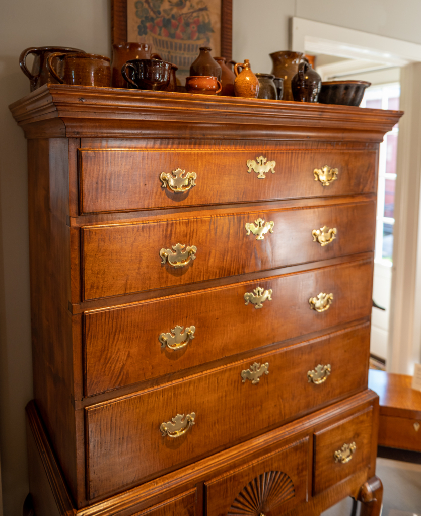 Queen Anne Tiger Maple Highboy Of Diminutive Size Top Detail